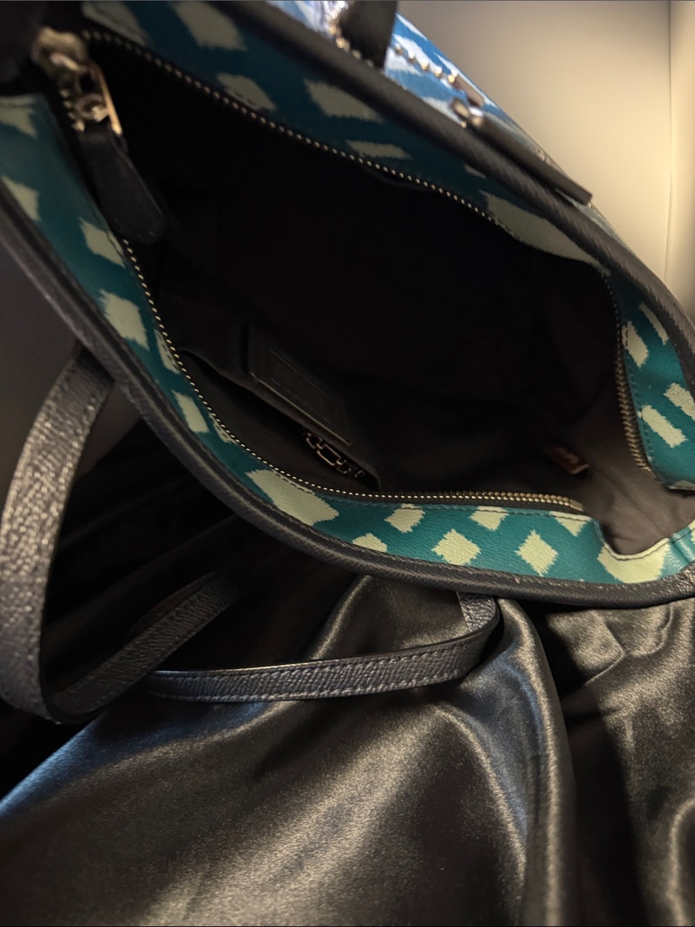 NWOT Coach Geometric Mini Tote Bag Zip-Top in Teal/White Wild Plaid - Picture 4 of 14